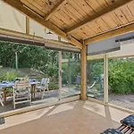 Сasa de vacaciones Maison Proche De La Avec Jardin Pour 4 *
