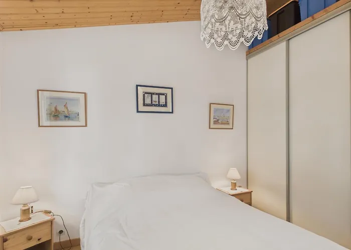 Maison Proche De La Avec Jardin Pour 4