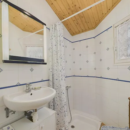 Maison Proche De La Avec Jardin Pour 4 Nyaraló