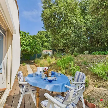 Maison Proche De La Avec Jardin Pour 4 Hébergement de vacances Longeville-sur-Mer